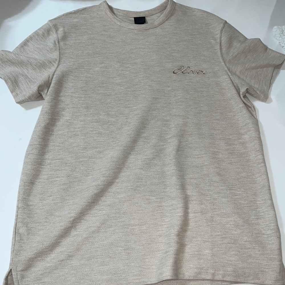 H&M “closer” T-shirt
